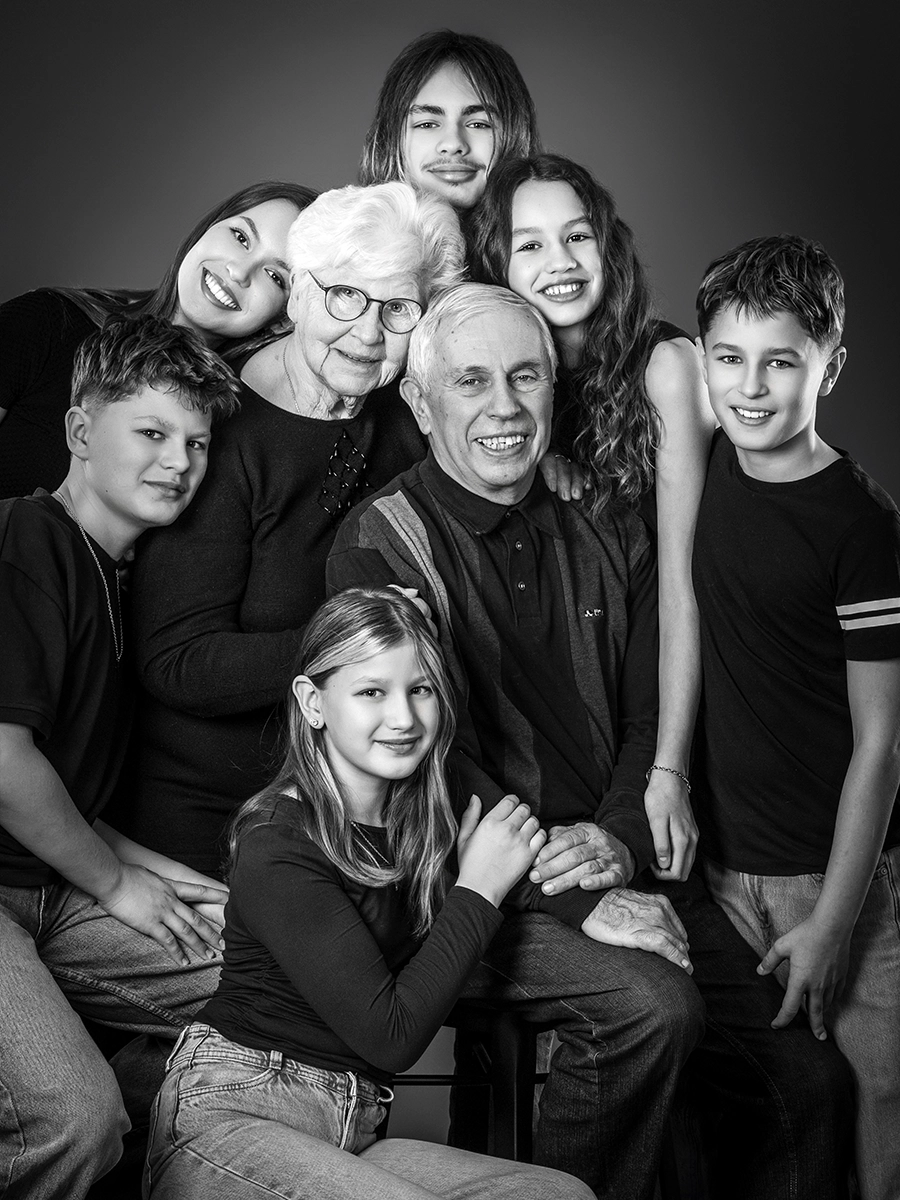 photographe-studio-sophie-mare-seingbouse-famille-grands-parents-enfants-12