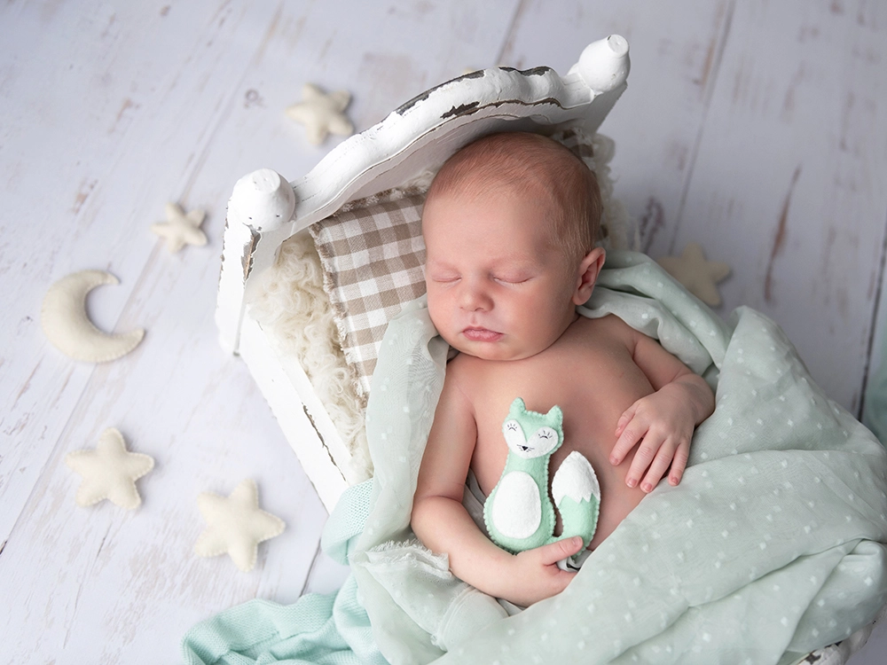 studio-sophie-mare-seingbouse-naissance-photographe-bebe-01