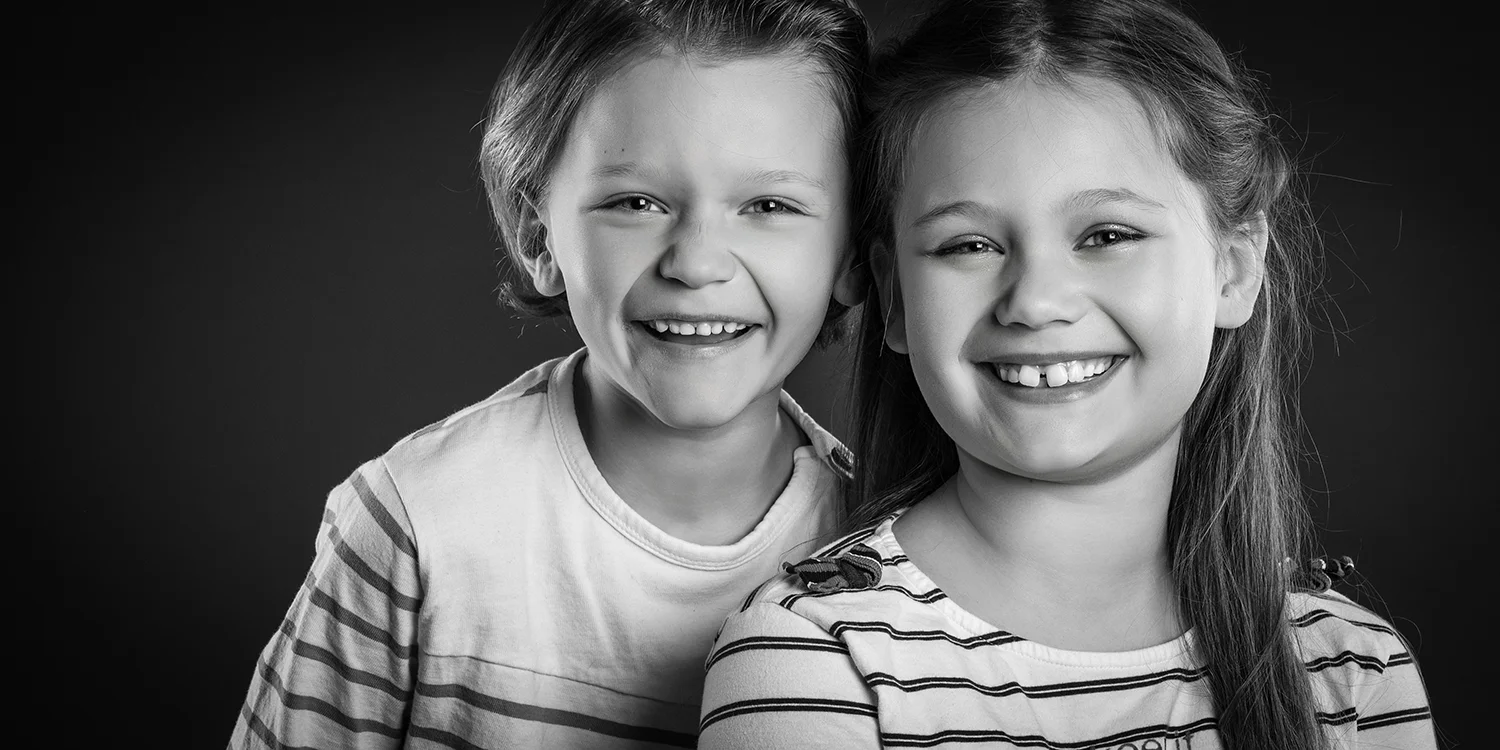 studio-seingbouse-photographe-sophie-julien-mare-fratrie-enfant-parents-frere-soeur-portrait-70