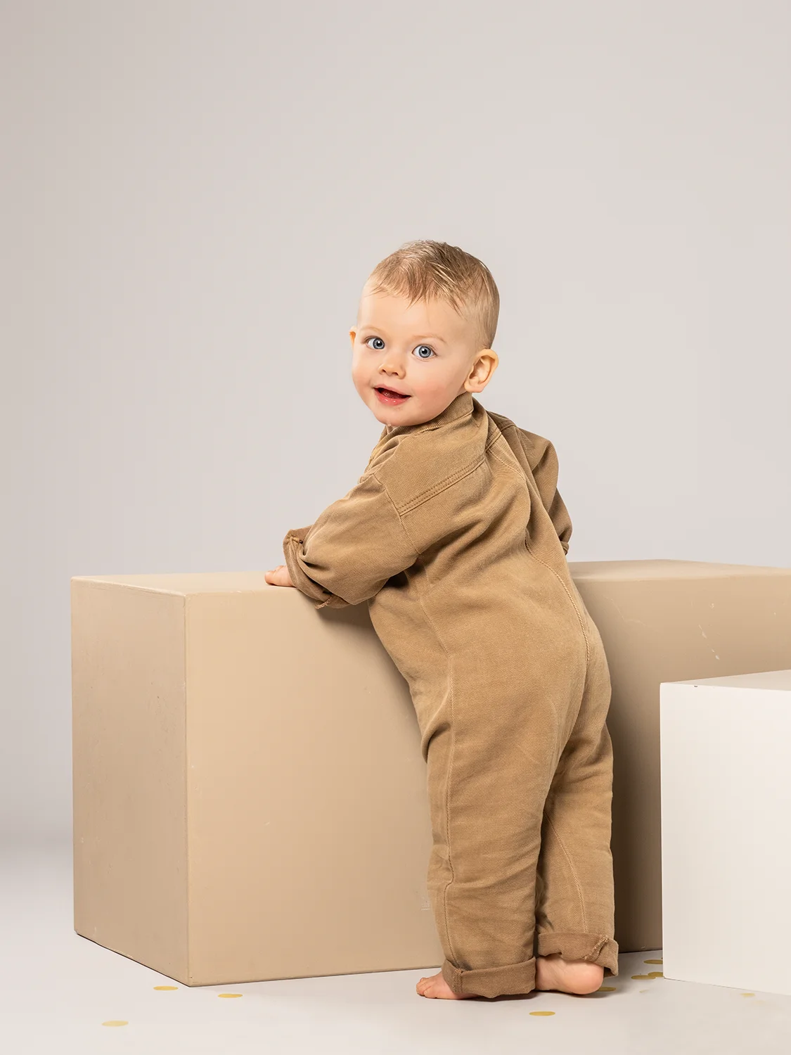 studio-seingbouse-photographe-sophie-julien-mare-fratrie-enfant-parents-frere-soeur-portrait-79
