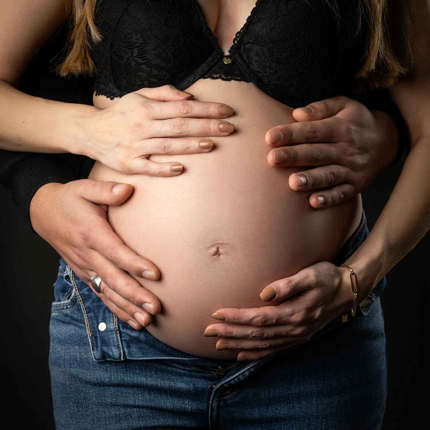 studio-seingbouse-photographe-sophie-julien-mare-grossesse-enceinte-parents-bebe-naissance-shooting-52