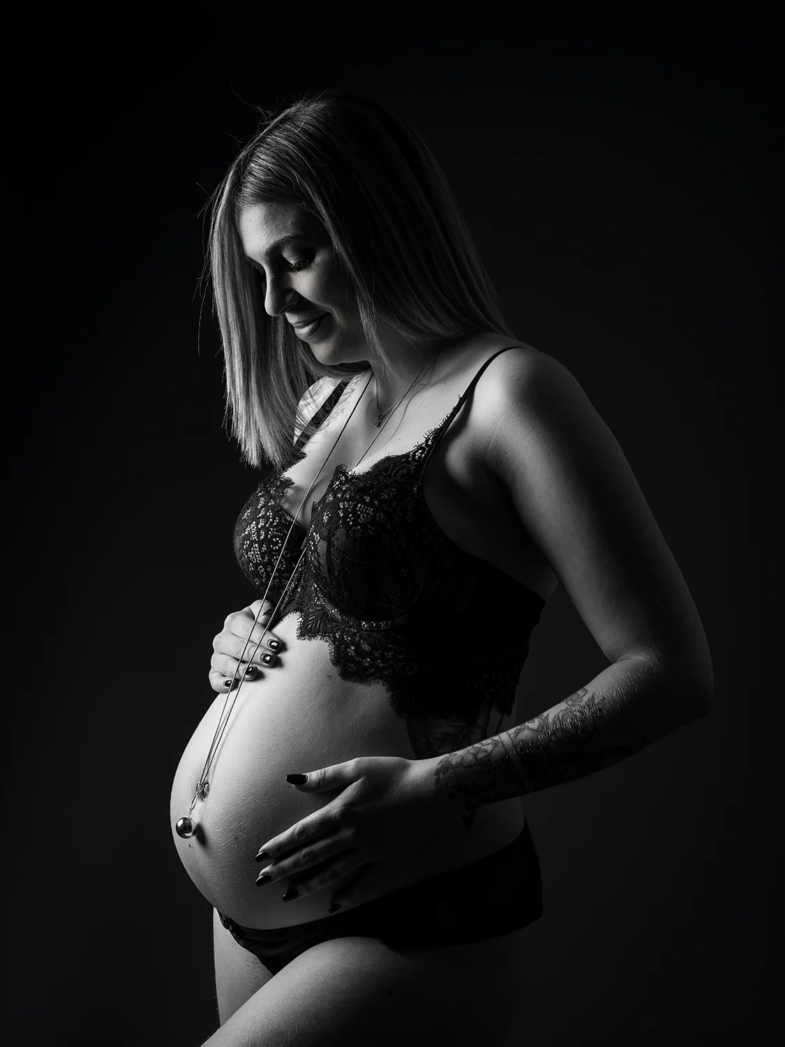 studio-seingbouse-photographe-sophie-julien-mare-grossesse-enceinte-parents-bebe-naissance-shooting-56