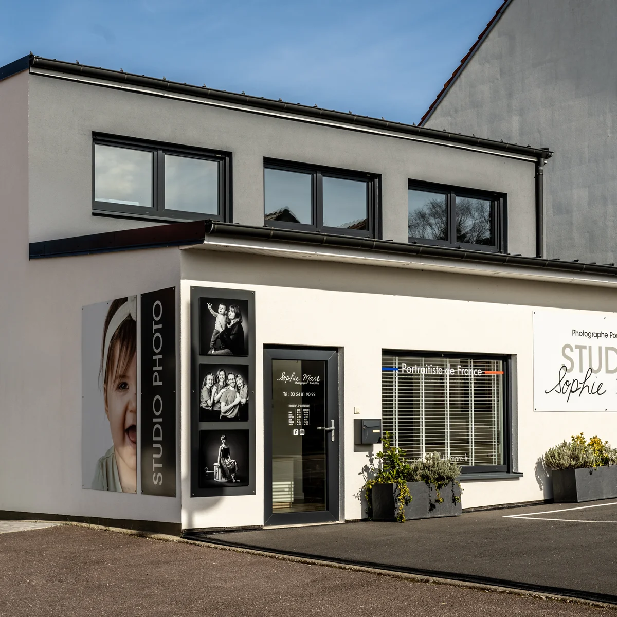 la façade extérieure du studio sophie maré à seingbouse photographe