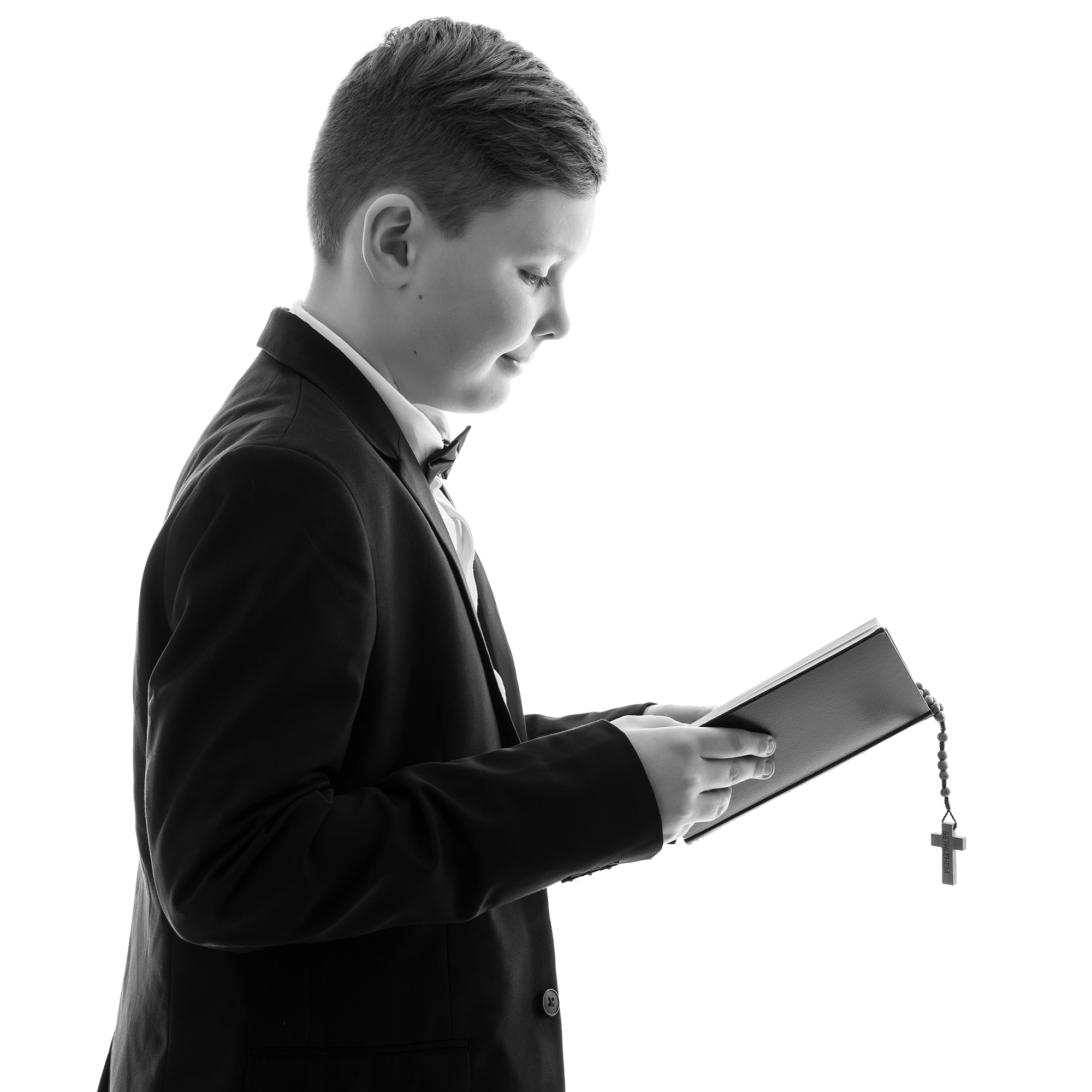 garçon communiant costume bible chapelet croix